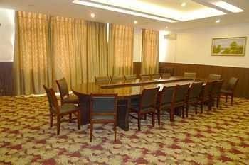Zhengzhou Youna Hotel Huaihe Road Bagian luar foto